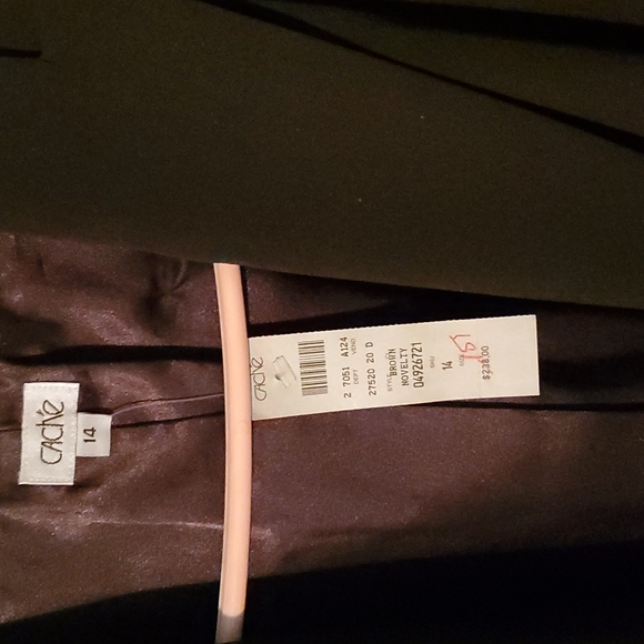 Cache - Picture 3 of 3